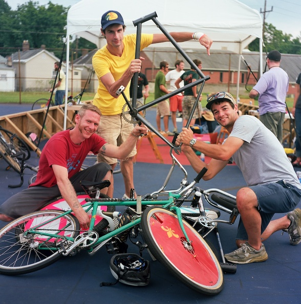 Bluegrass State Games Hardcourt Bike Polo Tournament, Saturday, July 25, 2009, Coolavin Park, Lexington, KY - Bluegrass State Games Hardcourt Bike Polo Tournament, Saturday, July 25, 2009, Coolavin Park, Lexington, KY Lexington Polo - 22 - Bike orgy_.jpg